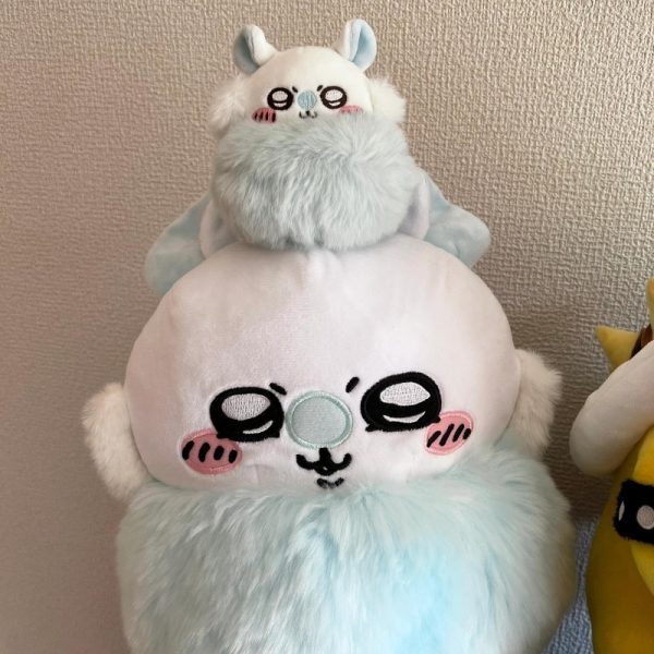 Chiikawa Flying Squirrel Hand Held Plush Toy (2)