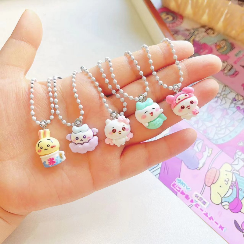 Chiikawa Cartoon Mobile Pendant (1)
