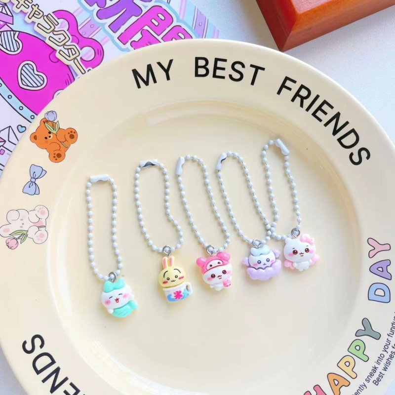 Chiikawa Cartoon Mobile Pendant (2)