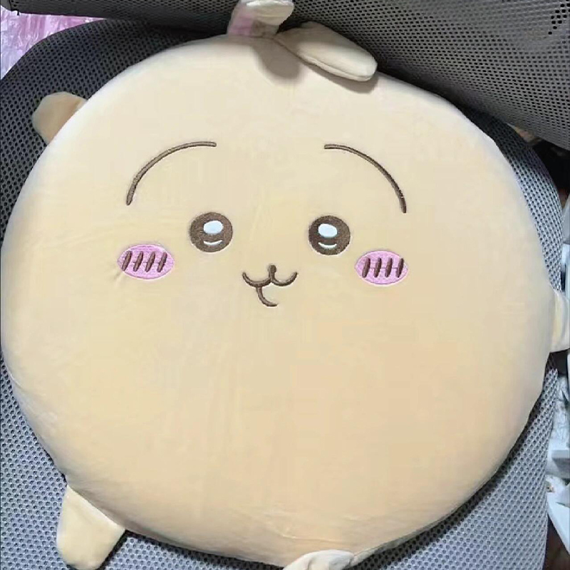 Chiikawa Cartoon Cushion (4)