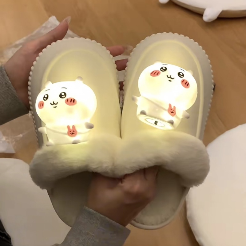 Shining Chiikawa Non Slip Cotton Slippers (1)