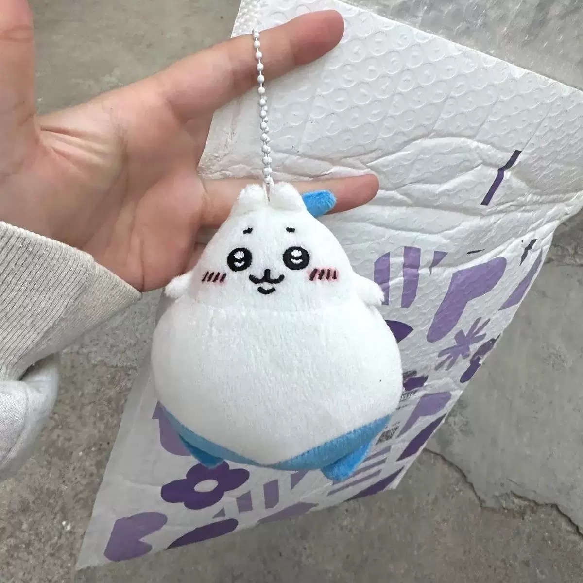Misprinted Hachiware Plush Pendant
