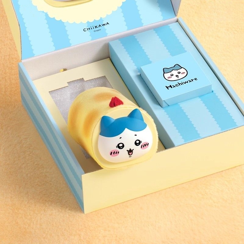 Chiikawa Roll Cake Hand Warmer (2)