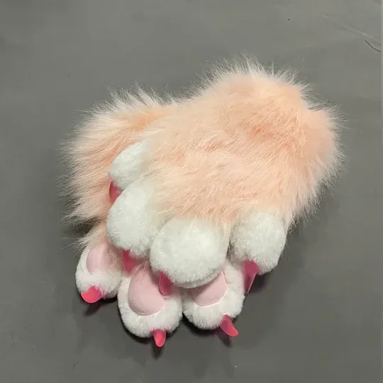 Furry-Paws-Gloves-5.webp